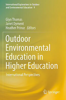 Couverture cartonnée Outdoor Environmental Education in Higher Education de 