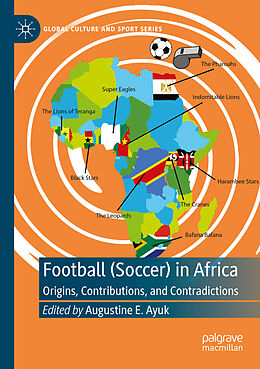 Couverture cartonnée Football (Soccer) in Africa de 