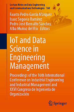 Couverture cartonnée IoT and Data Science in Engineering Management de 