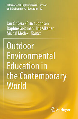 Couverture cartonnée Outdoor Environmental Education in the Contemporary World de 