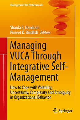 Fester Einband Managing VUCA Through Integrative Self-Management von 