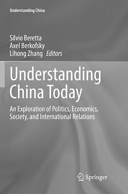 Couverture cartonnée Understanding China Today de 