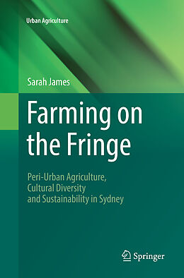 Couverture cartonnée Farming on the Fringe de Sarah James