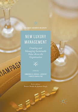 Kartonierter Einband New Luxury Management von 