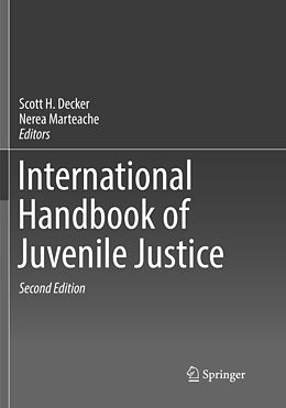 Couverture cartonnée International Handbook of Juvenile Justice de 