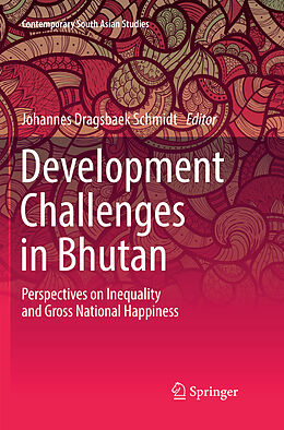 Couverture cartonnée Development Challenges in Bhutan de 