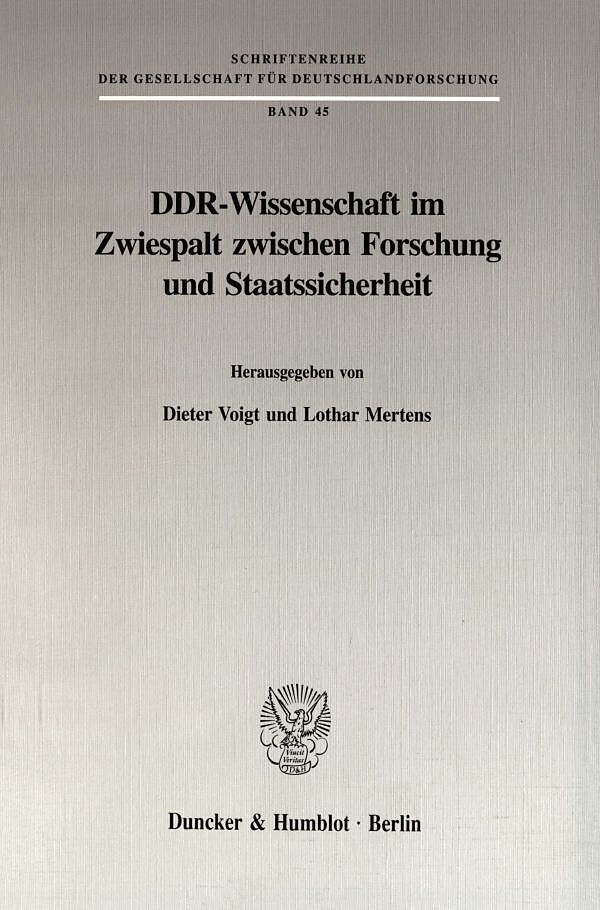 DDR-Wissenschaft im Zwiespalt zwischen Forschung und Staatssicherheit.
