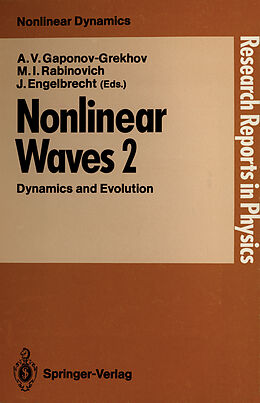 Couverture cartonnée Nonlinear Waves de 