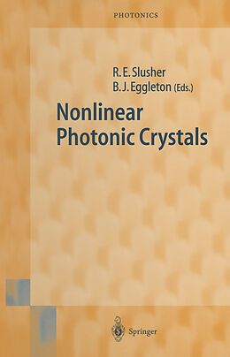 Couverture cartonnée Nonlinear Photonic Crystals de 