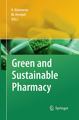 Couverture cartonnée Green and Sustainable Pharmacy de 