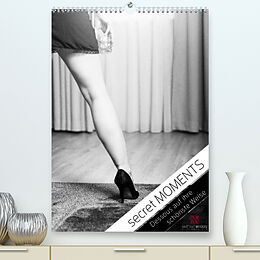 Kalender secret MOMENTS - Dessous auf ihre schönste Weise (Premium, hochwertiger DIN A2 Wandkalender 2022, Kunstdruck in Hochglanz) von Matthias Weggel
