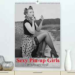 Kalender Sexy Pin-up Girls in schwarz-weiß (Premium, hochwertiger DIN A2 Wandkalender 2022, Kunstdruck in Hochglanz) von Elisabeth Stanzer