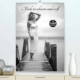 Kalender Mode in schwarz und weiß (Premium, hochwertiger DIN A2 Wandkalender 2022, Kunstdruck in Hochglanz) von Ralf Kaiser