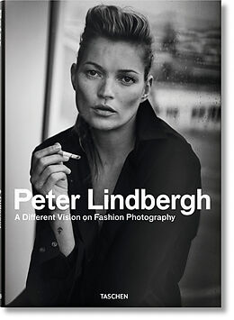 Peter Lindbergh. A Different Vision on Fashion Photography by Peter Lindbergh