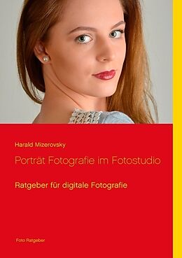 Kartonierter Einband Porträt Fotografie im Fotostudio von Harald Mizerovsky