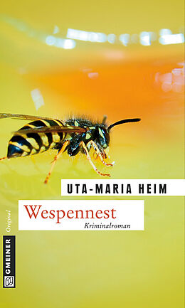 Kartonierter Einband Wespennest von Uta-Maria Heim