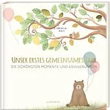 Fester Einband Babyalbum - UNSER ERSTES GEMEINSAMES JAHR von Pia Loewe