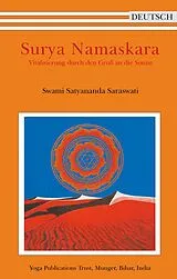 Kartonierter Einband (Kt) Surya Namaskara von Swami Satyananda Saraswati