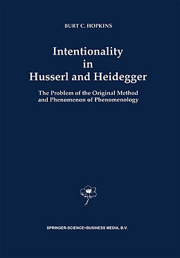 Couverture cartonnée Intentionality in Husserl and Heidegger de B. C. Hopkins