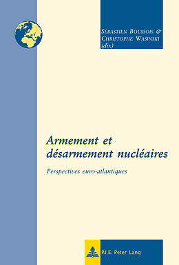 Couverture cartonnée Armement et désarmement nucléaires de 