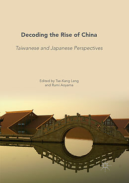 Couverture cartonnée Decoding the Rise of China de 