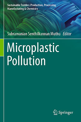 Couverture cartonnée Microplastic Pollution de 