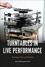Fester Einband Turntables in Live Performance von Karin Weissenbrunner