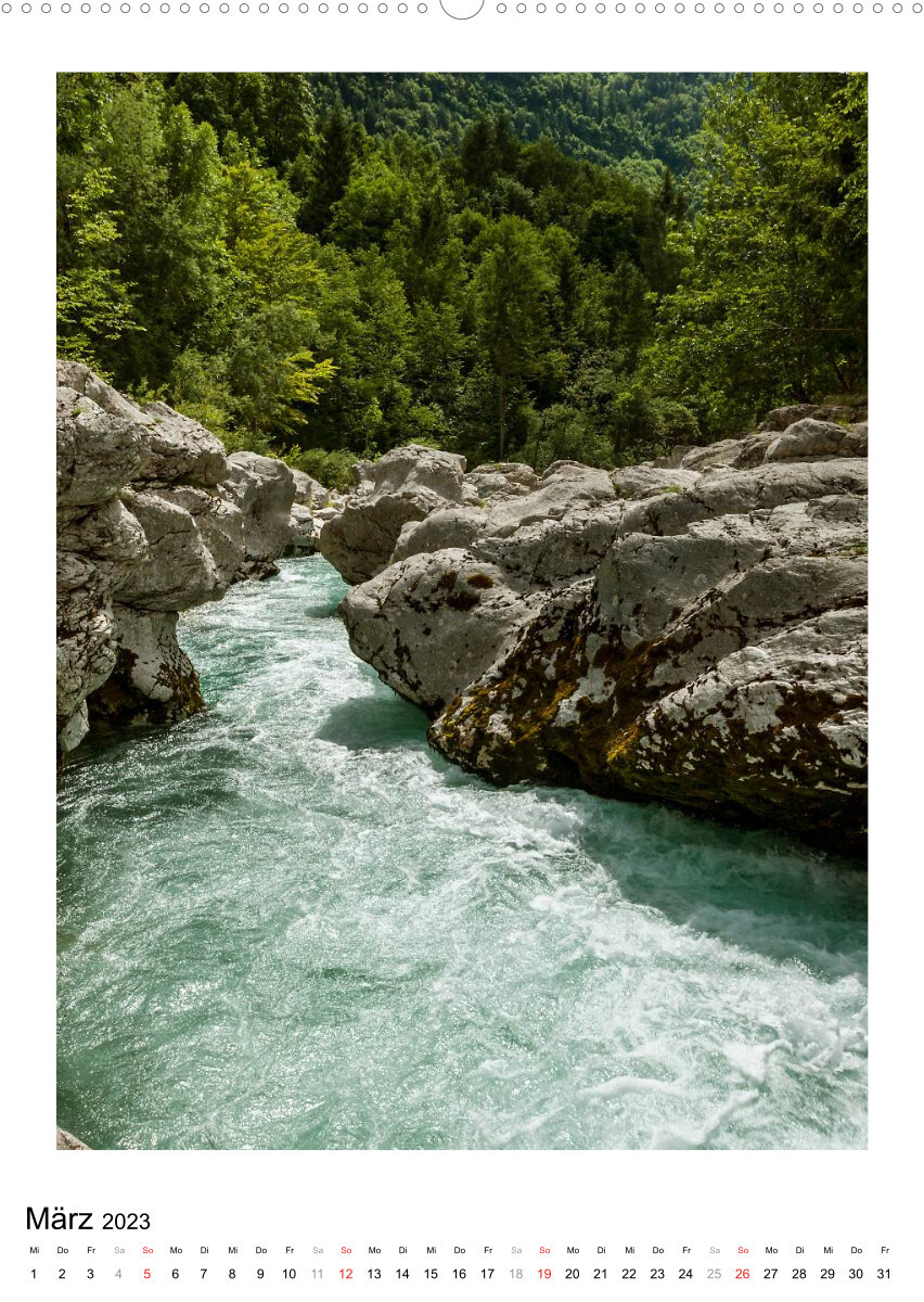 Soca - Sloweniens Smaragdfluss (Wandkalender 2023 DIN A2 hoch)