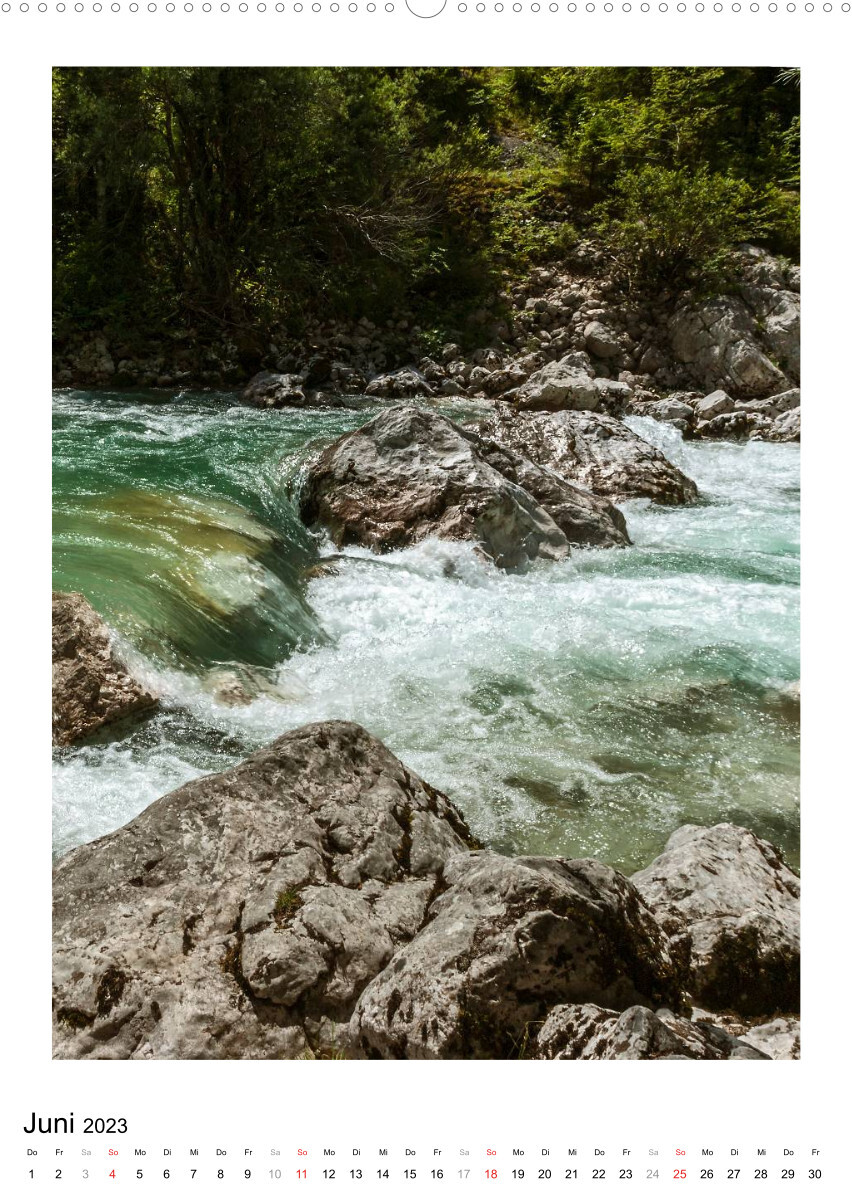 Soca - Sloweniens Smaragdfluss (Wandkalender 2023 DIN A2 hoch)