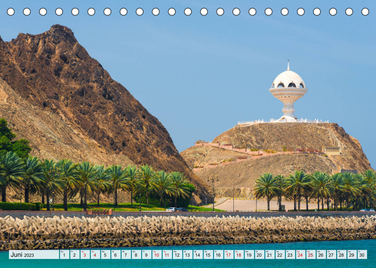 Entlang der Küste von Muscat (Tischkalender 2023 DIN A5 quer)